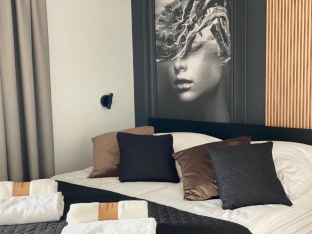 Family & Business Elegant Apartments Kadzielnia, Ul Zgody, Stadion Korona, Wdk -1 Bedroom, Terrace, Garage - New! キェルツェ エクステリア 写真