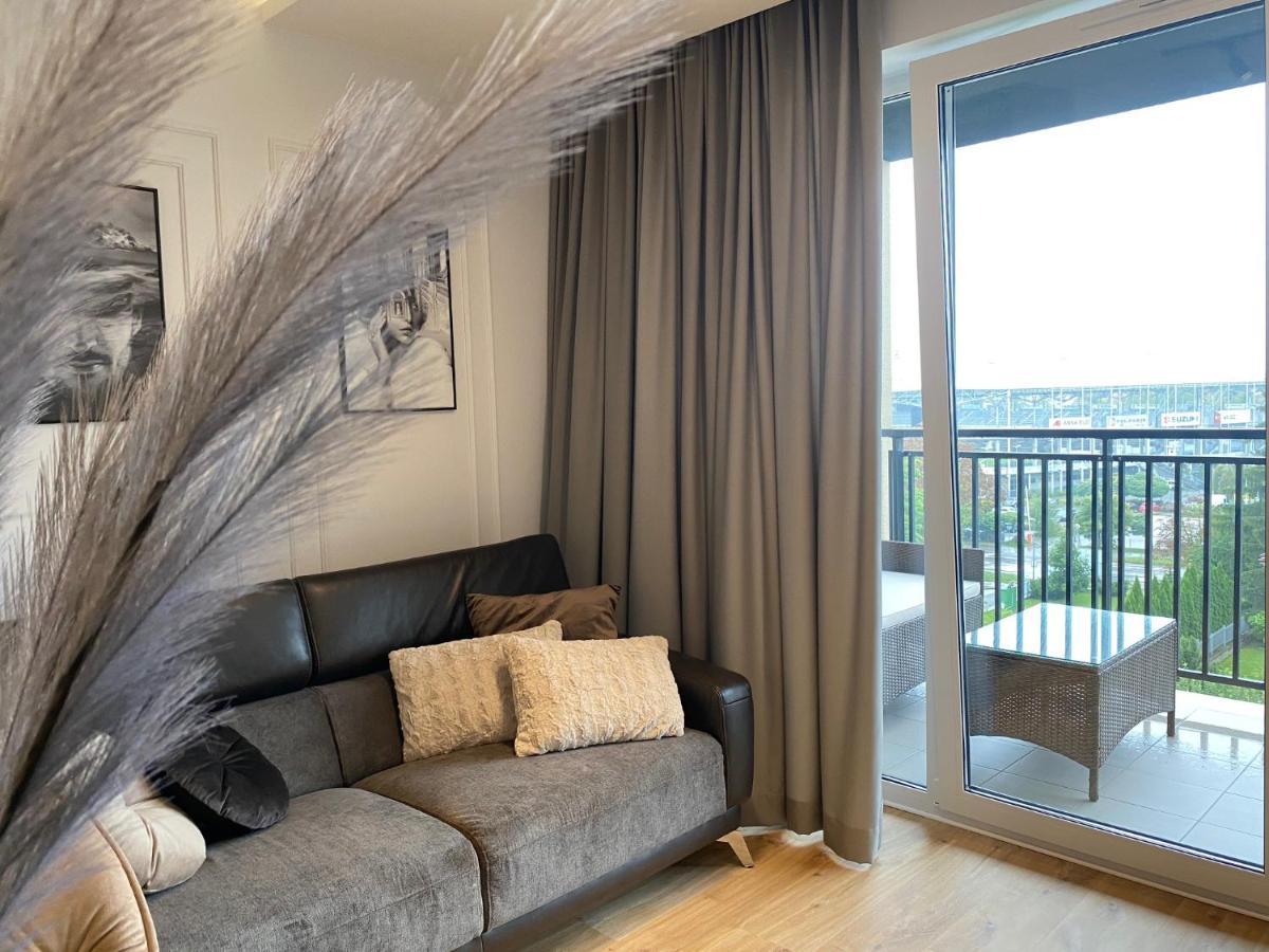 Family & Business Elegant Apartments Kadzielnia, Ul Zgody, Stadion Korona, Wdk -1 Bedroom, Terrace, Garage - New! キェルツェ エクステリア 写真