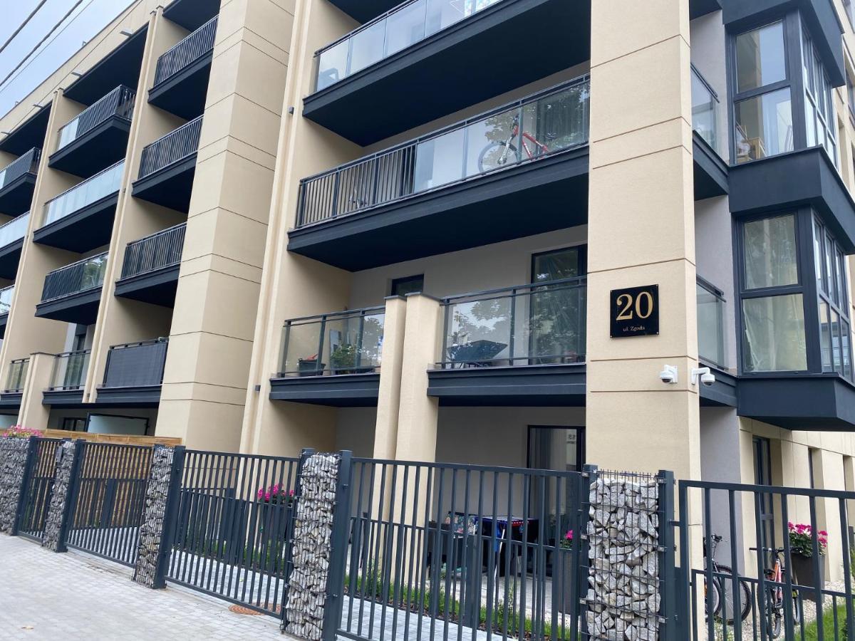 Family & Business Elegant Apartments Kadzielnia, Ul Zgody, Stadion Korona, Wdk -1 Bedroom, Terrace, Garage - New! キェルツェ エクステリア 写真
