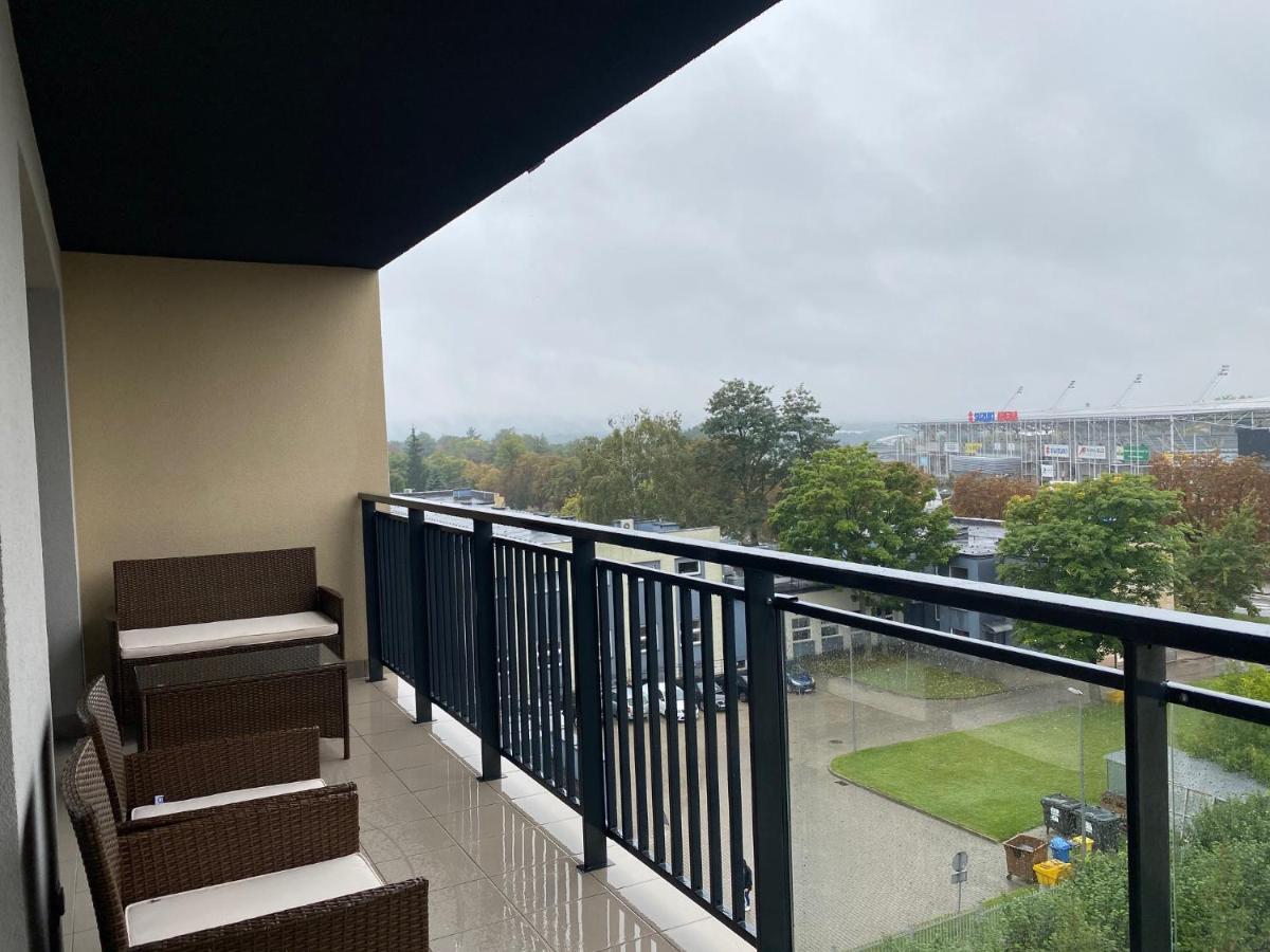 Family & Business Elegant Apartments Kadzielnia, Ul Zgody, Stadion Korona, Wdk -1 Bedroom, Terrace, Garage - New! キェルツェ エクステリア 写真